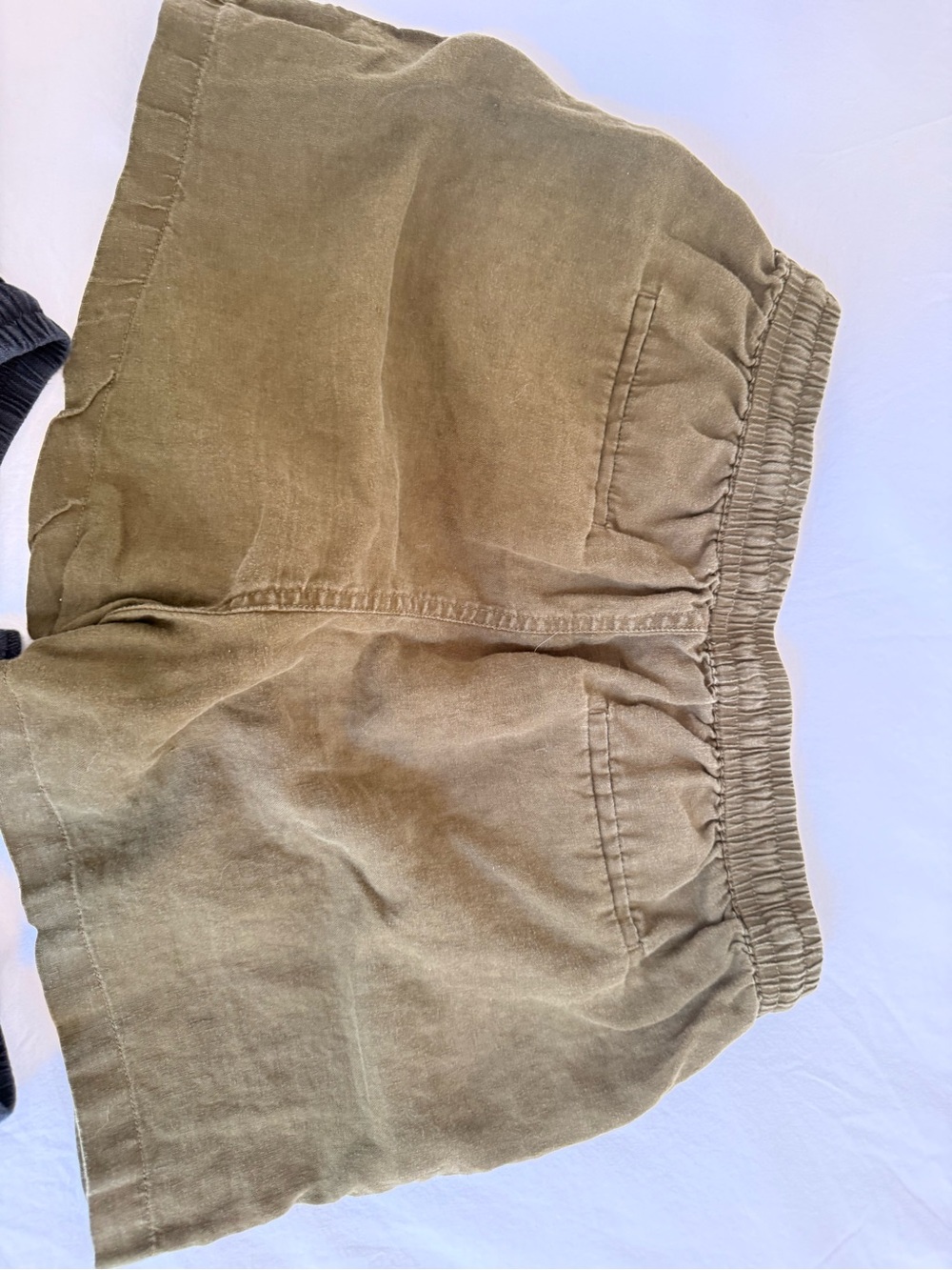 Quince linen Shorts bundle— Olive & black - Picture 6 of 6